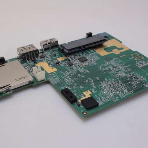 WD  My Passport Pro Wireless External Hard Drive emotherboard