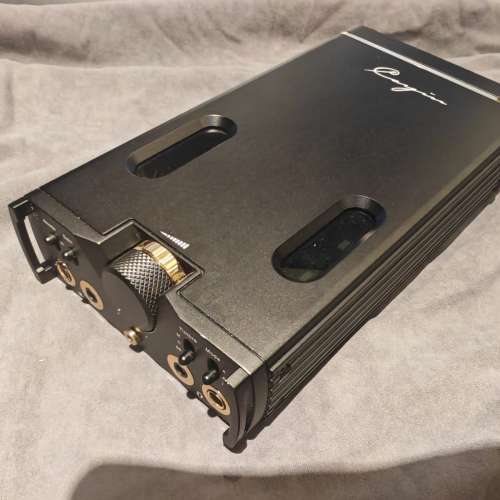 Cayin C9ii 便攜真空管耳擴