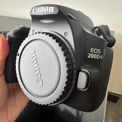 Canon EOS 200D ll