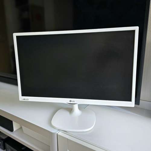 LG 24MT57D IPS HDTV