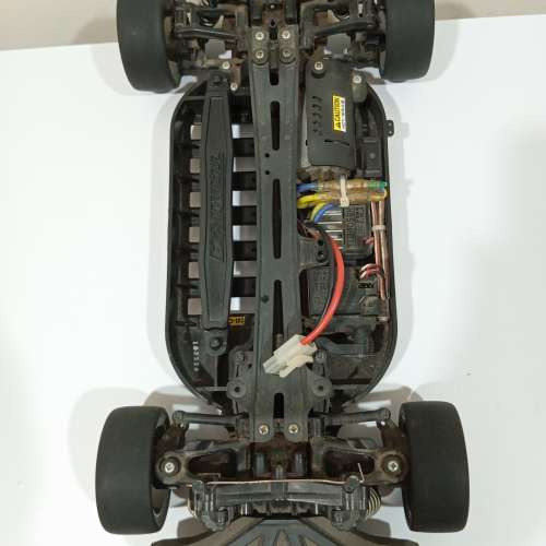 Tamiya  TT01  遙控車  1/10  有原裝雙星 2.4控  送充電器