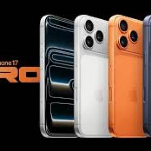 全新 iPhone 17 Pro 宇宙橙色 256GB 一同到電訊商取貨，即場開封