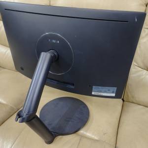 有問題Samsung 24" 曲面遊戲專用顯示器LC24FG70FQCXXK