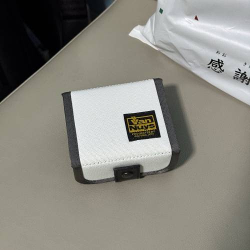 VanNuys D899 Earphone case