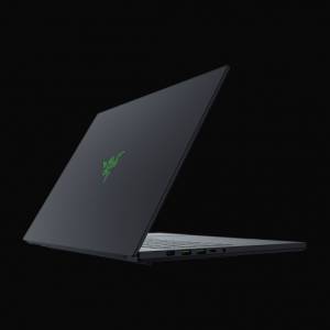 (有電子單) Razer Blade 16 - QHD+ 240 Hz OLED - GeForce RTX 5070 Ti - 黑色