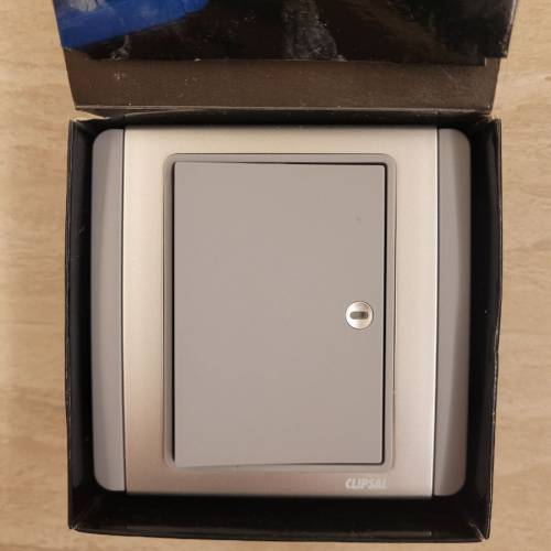 施耐德/奇勝 CLIPSAL/Schneider E3000 銀灰開關掣