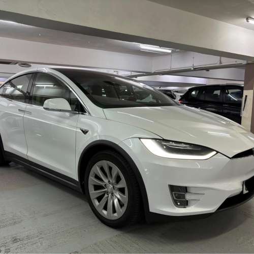 Tesla Model x 75D