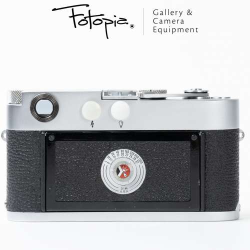 || Leica M3 - Silver / single stroke; 35mm rangefinder film camera ||