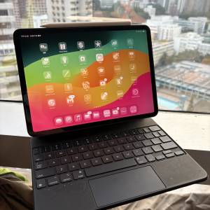 Apple iPad Pro 2020 11吋 連Apple Pencil 及 Magic Keyboard