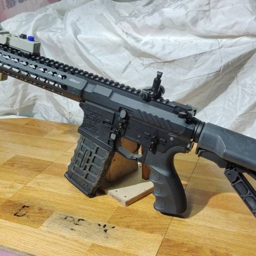G&G CM16 SRL 連5個彈匣
