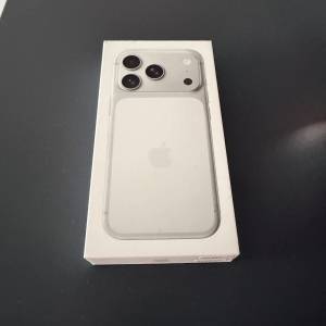 iPhone 17 pro 256gb 銀色