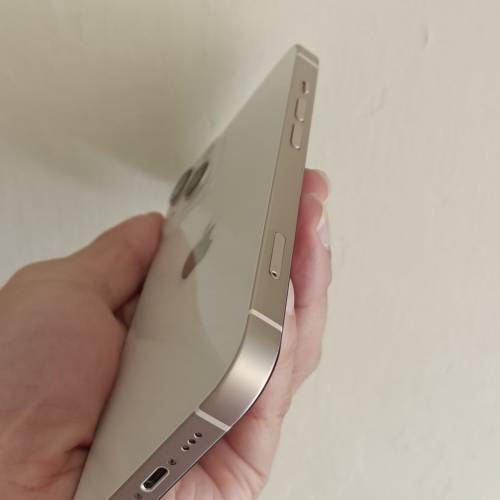 iPhone 13 128g white