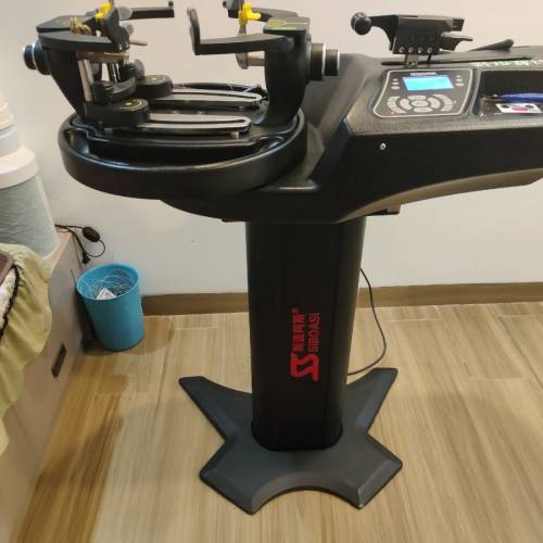 羽毛球拍穿線服務40元 護線管另計 線可自備