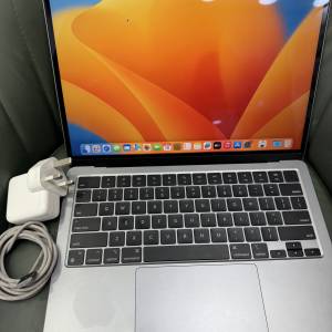 99%New MacBook Air 13吋 2020年 M2 8+256SSD 太空灰色 香港行貨 電池效能100% 有...