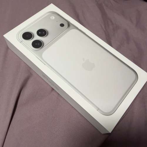 iPhone 17 Pro Max 256GB Sliver 銀色 CMHK拆封台機