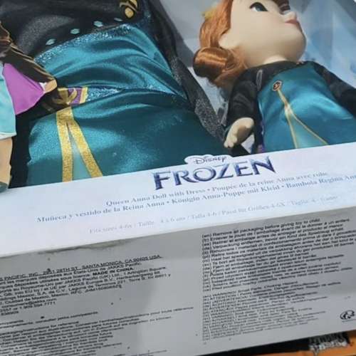 睇下文‼️價值$400+ 歐美全新豪華禮盒裝 冰雪奇緣安娜公仔 + anna裙（3-6yrs）魔雪...
