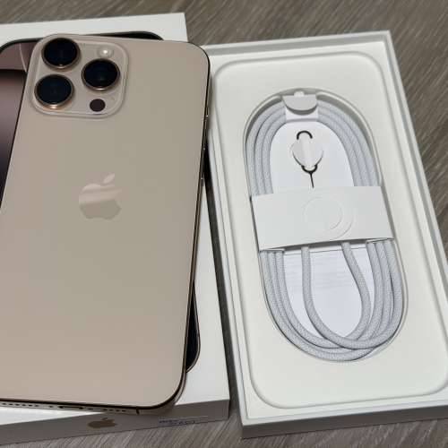 iphone 16 pro max 沙金色 電池健康度99%