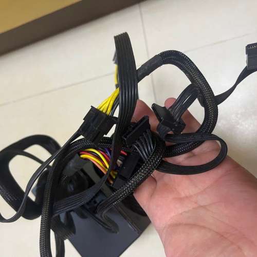 Corsair hx520 半模組 電腦火牛