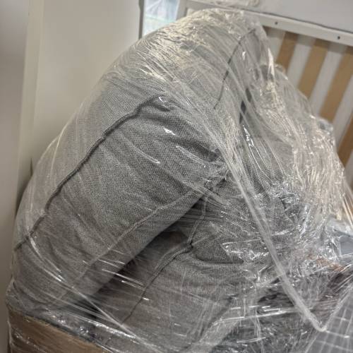 IKEA KIVIK 雙人沙發 (螺絲已pack好)巳拆件，方便運輸