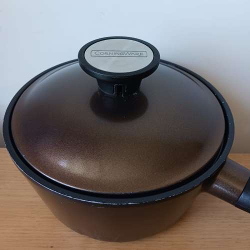 美國康寧餐具Corningware 2L 單柄鍋 single handle pot