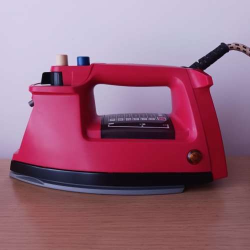 National Steam/Dry Iron with Spray 蒸氣熨斗 / 乾熨斗 NI-333E