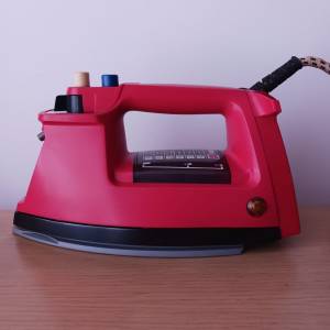 National Steam/Dry Iron with Spray 蒸氣熨斗 / 乾熨斗 NI-333E