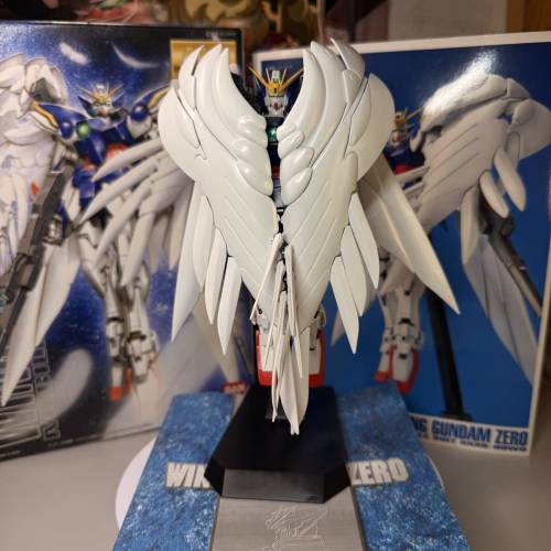 MG 1:100 機動戰士高達 新機動戰記高達W 劇場版 無盡的華爾滋 飛翼高達零式EW 已砌 ...