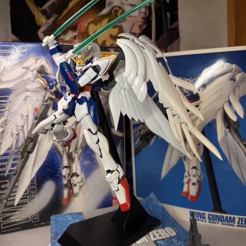 MG 1:100 機動戰士高達 新機動戰記高達W 劇場版 無盡的華爾滋 飛翼高達零式EW 已砌 ...