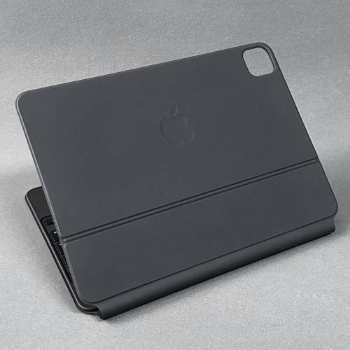 全新 Apple Magic Keyboard for iPad Pro 11 inch / iPad Air M2 M3