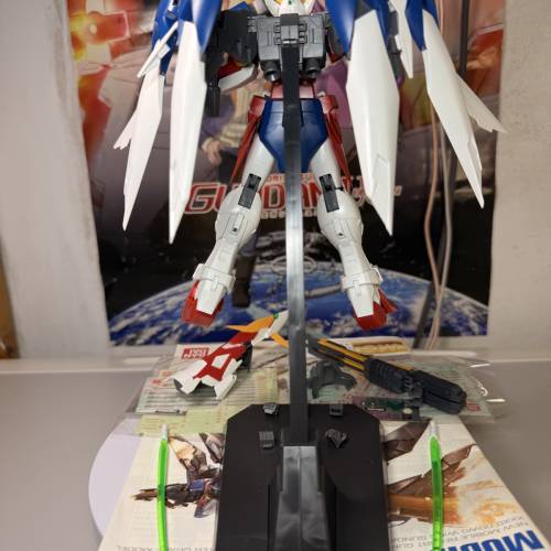 MG 1:100 機動戰士高達 新機動戰記高達W 戰敗者的榮光 飛翼高達零式原型機EW 已砌 ...