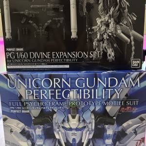 Bandai PG 1/60 Unicorn Gundam 完美獨角獸+配件包。
