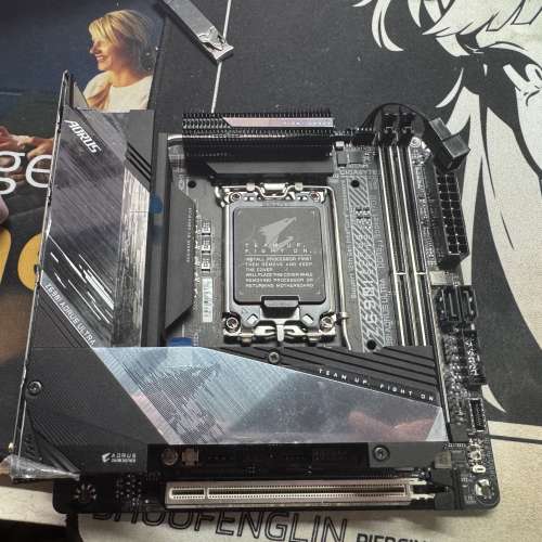 Gigabyte z690i aorus ultra lite D5