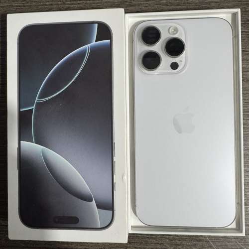 iPhone 16pro max 256gb,港行白色鈦金屬，電池健康度92，還有保養至10月，全套齊！...