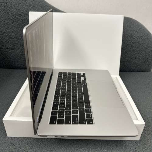 （15寸MacBook M2 Air 🤩 )APPLE  MacBook Air M2 2023 M2 CPU/8GB Ram/512GB SSD/8...