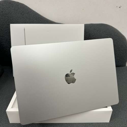 （15寸MacBook M2 Air 🤩 )APPLE  MacBook Air M2 2023 M2 CPU/8GB Ram/512GB SSD/8...
