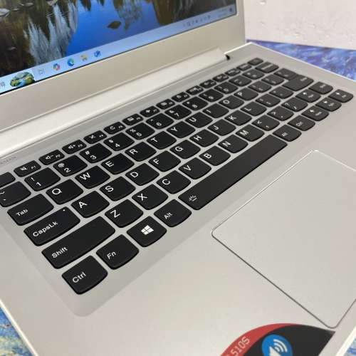 (聯想超輕薄🤩白色文書機)Lenovo ideapad i5-7200U/4,8,16GB Ram/128,256,512GB,1T...
