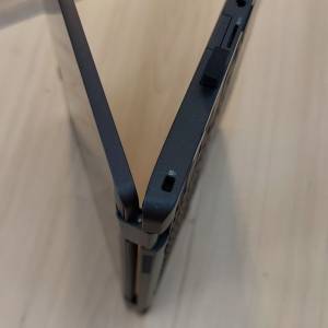 Dell notebook 5300 i7 8665u 32+1TB 二合一