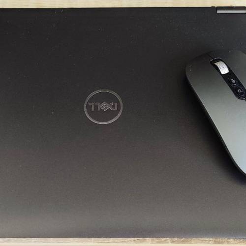 Dell notebook 5300 i7 8665u 4核8線 32GB ram +1TB M2 ssd 二合一 觸控可摺合為一...