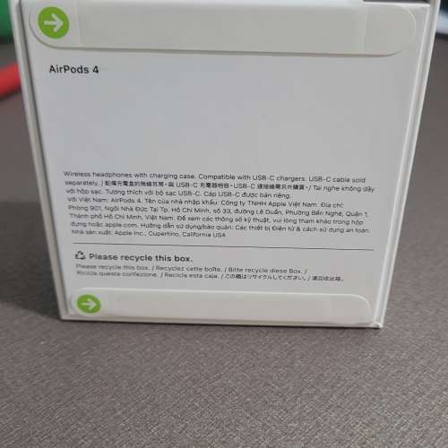 全新Apple AirPods 4 無主動降噪型號