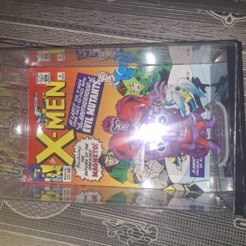 Funko 漫威 金刚狼 封面