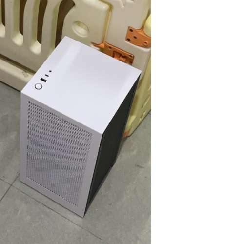 NZXT H1 機箱