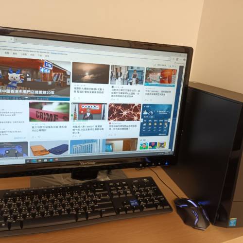 聯想牌子(LENOVO )纖細型桌上電腦組合