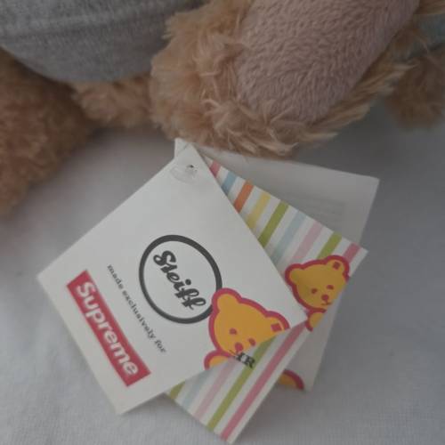 Steiff&times;Supreme手工熊