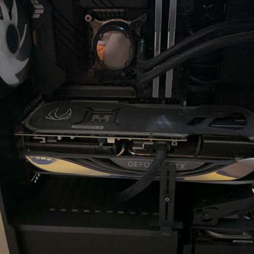 4070ti整機出售包顯示器鍵盤 自備大隻佬上門🙏