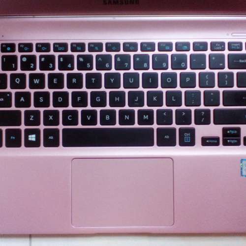 Samsung 900X3M-K07CN/13.3”LED/i5-7200U 3.1GHz/8GB DDR4/256GB M.2 SSD/92%New NB