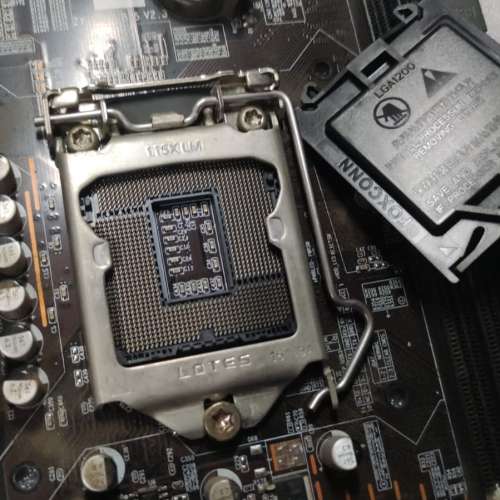 山寨 B75 Micro ATX主板 ((正版Window10Pro啟動碼)) + A-Data 8GB Ram