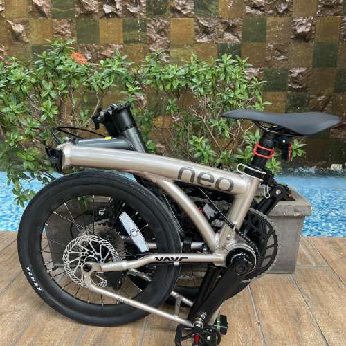 2025 新款 JAVA NEO 9速 碟剎349鋁合金折叠車 （三折叠小布 國布 ）送前後蛙燈叮叮