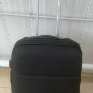 出售 二手 黑色行李箱 25吋 4輪 軟布箱 行李箱 旅行喼 HK$88.00