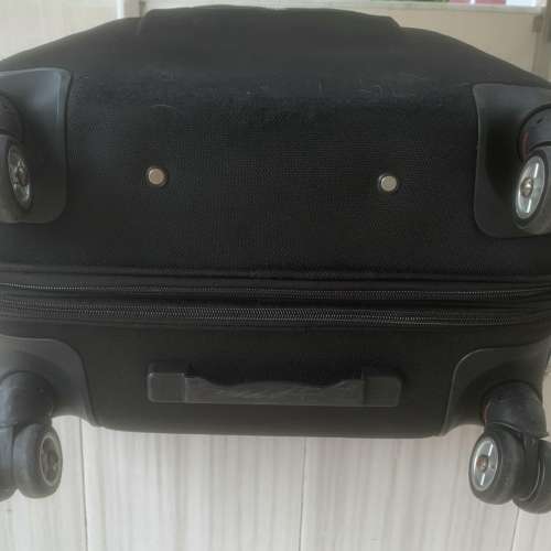 出售 二手 黑色行李箱 25吋 4輪 軟布箱 行李箱 旅行喼 HK$88.00