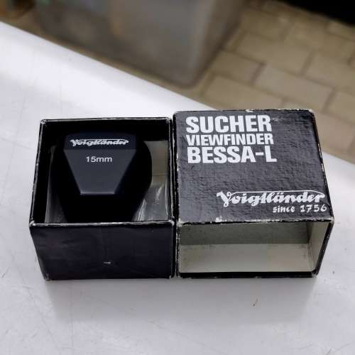 VOIGTLANDER 40MM VIEW FINDER LIKE NEW  VOIGTLANDER 15MM VIEW FINDER LIKE NEW